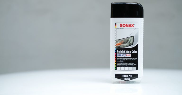 [我會用]SONAX 奈米護膜，車漆金油層快磨光了，加減救一下。