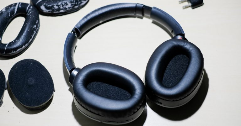[動手DIY] SONY WH-1000XM2耳罩更換，10分鐘抗噪性能大復活！(WH-1000XM3 適用)