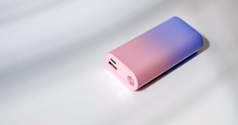 [開箱]ZMI QB818 雙向PD快充行動電源 10000mAh